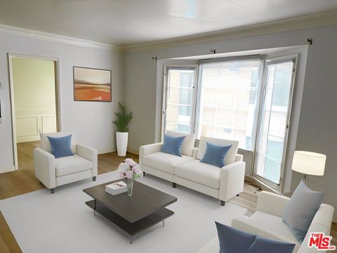 Photo of 325 N Palm Drive #F, Beverly Hills, CA 90210 (MLS # 26636281)