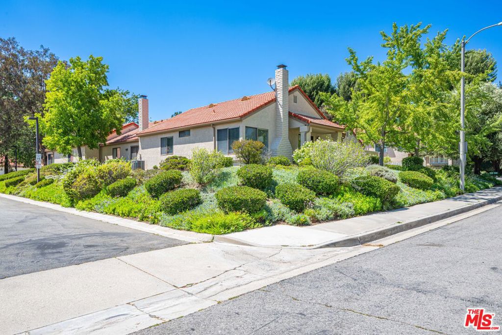 26331 Rainbow Glen Drive 239