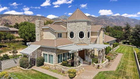 Photo of 10389 Walnut Grove Court, Yucaipa, CA 92399 (MLS # IG26162038)
