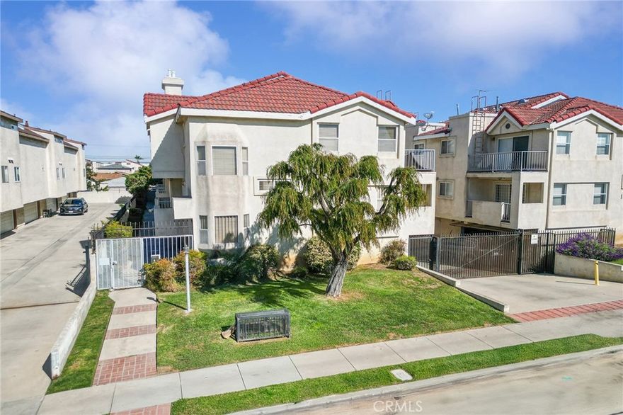 Prime location with year-round beautiful weather! Ideally situated near the 110, 91, and 405 freeways, with easy access to shopping, dining, and local amenities, and just 15 minutes to LAX and Downtown LA — perfect for convenient city living.
Well-maintained condition & Lovely two-story townhouse located in the desirable Gardena area! Bright and airy with 3 bedrooms and 3 bathrooms, each featuring a walk-in closet and private balcony. Enjoy the convenience of a 2-car attached garage with direct access in a secure gated community, and includes indoor laundry room. 
The beautifully renovated kitchen features new cabinets and appliances, enhancing both the functionality and value of the home.
This home offers an excellent floor plan with beautiful laminate wood flooring in the living room, a cozy fireplace, and an additional private balcony.