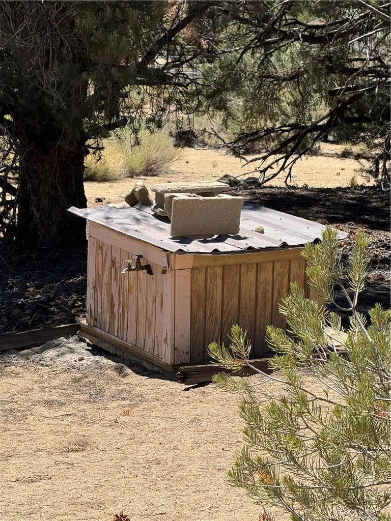 Kennedy Meadows, California 93527, United States, 2 Bedrooms Bedrooms, ,2 BathroomsBathrooms,Residential,Active,181142