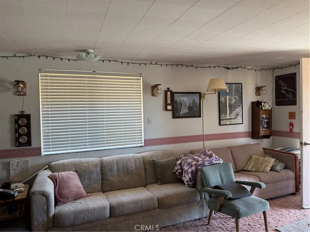 Kennedy Meadows, California 93527, United States, 2 Bedrooms Bedrooms, ,2 BathroomsBathrooms,Residential,Active,181142