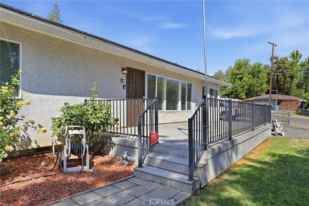 17 Southview Drive
