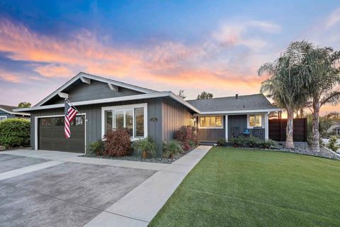 Photo of 213 Cortez Street, Capitola, CA 95010 (MLS # ML82038936)