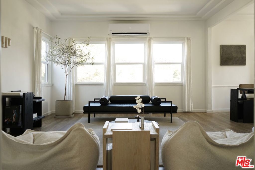 Photo of 5086 Lemon Grove Ave, Los Angeles, CA 90029 (MLS # 25623615)