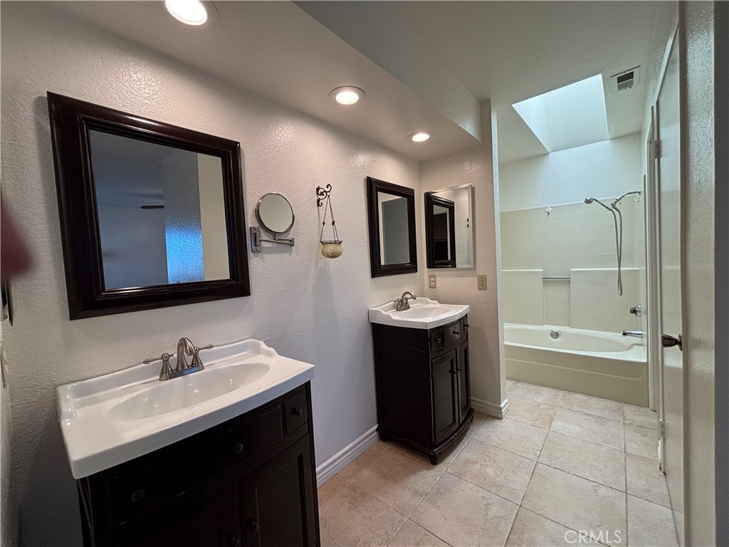 Santiago - Residential Lease