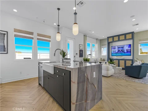 MLS: OC26153607