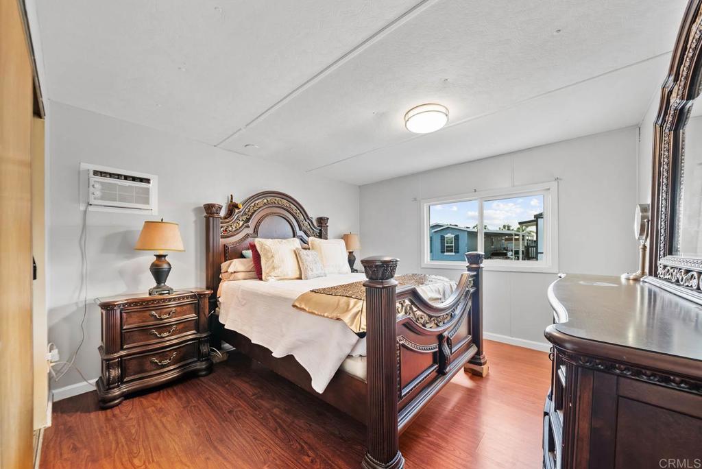 6460 Convoy #271 Court