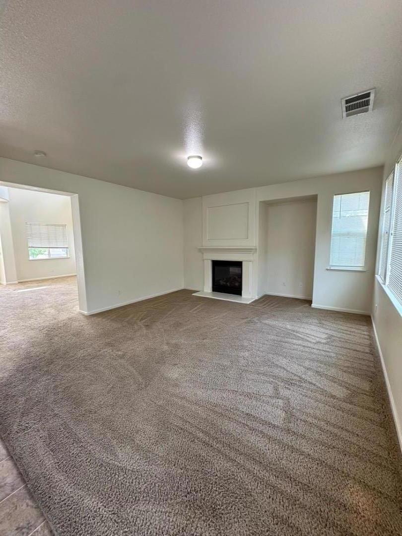 1160 Bellflower Way