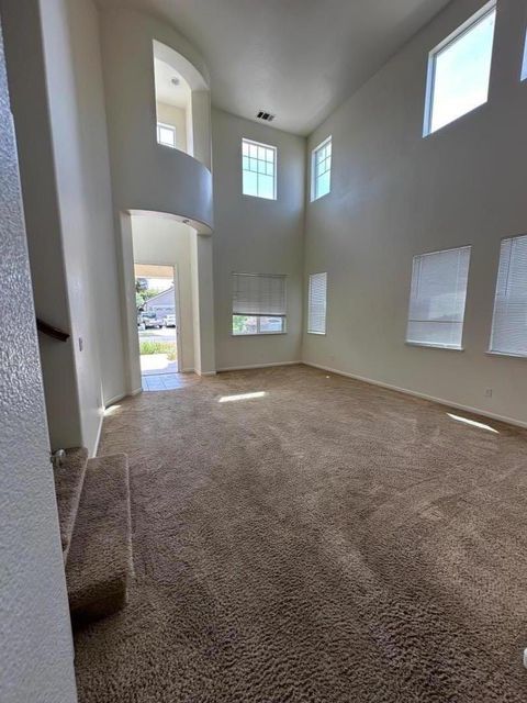 1160 Bellflower Way Los Banos CA 93635