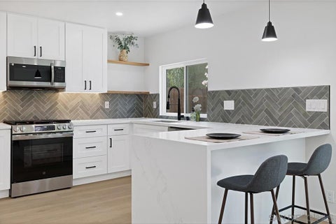 Tiny photo for 10416 Plaza Paseo DR, Lakeside, CA 92040 (MLS # 260017626SD)