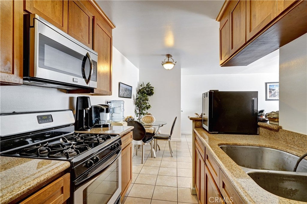 20327 Saticoy