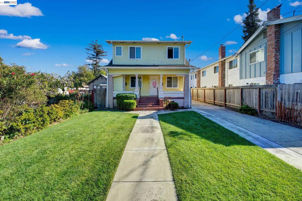123 Euclid