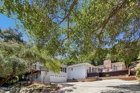 Photo of 627 Linda Vista Avenue, Pasadena, CA 91105 (MLS # P1-26071)