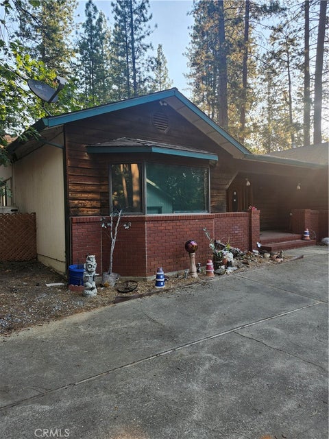 Photo of 3724 Stope Dr DR, Placerville, CA 95667 (MLS # CV26234532)