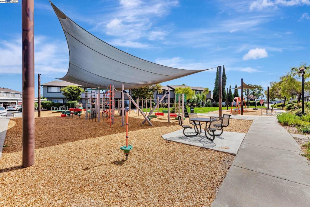 EL DORADO PARK - Residential