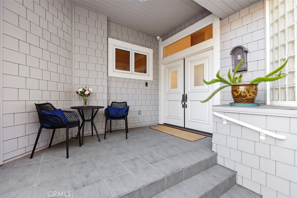 24536 Santa Clara Avenue