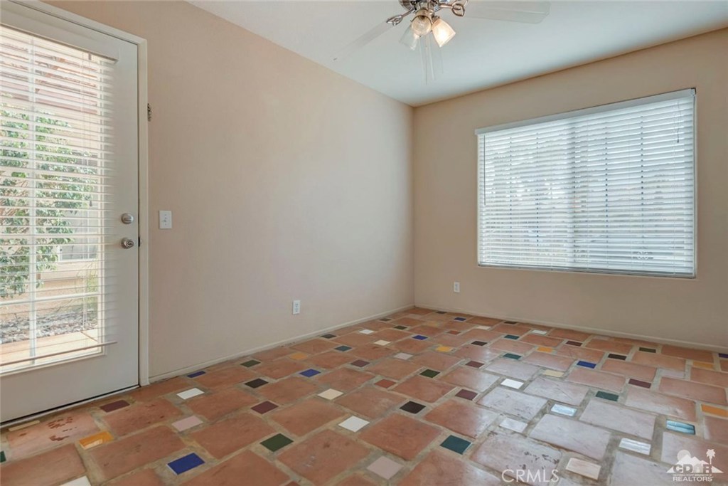 Palm Gate - Residential