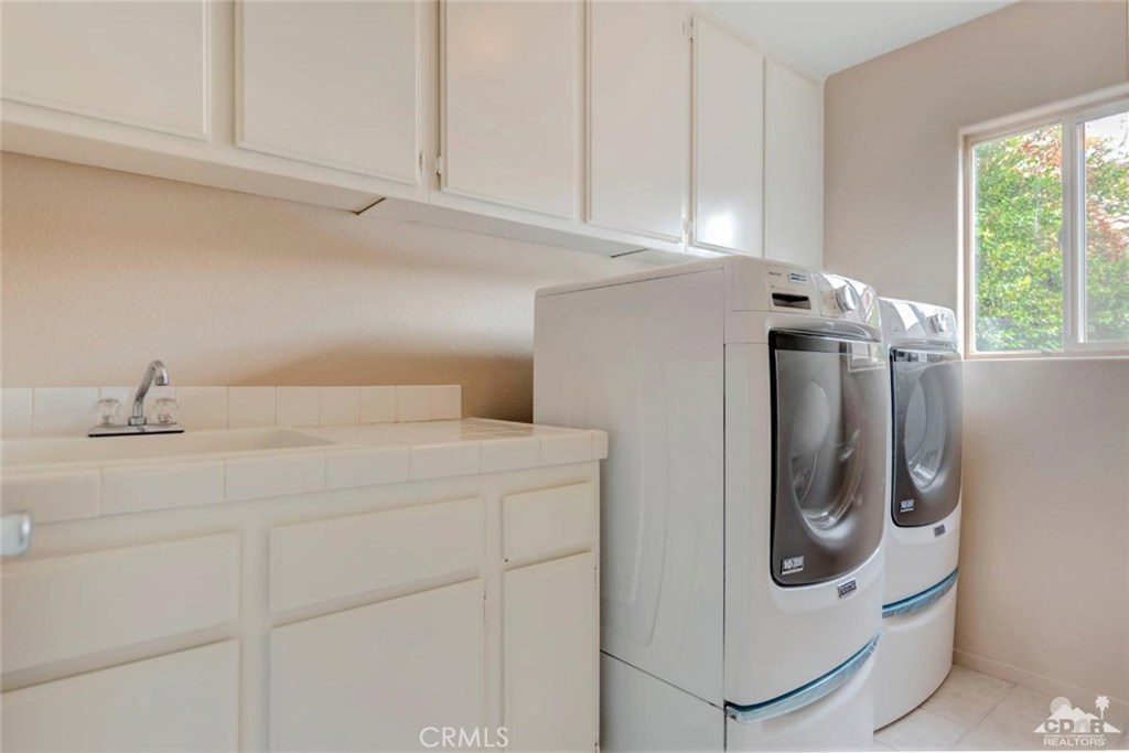 Palm Gate - Residential