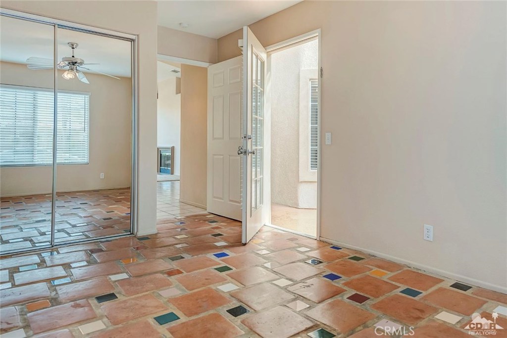 Palm Gate - Residential