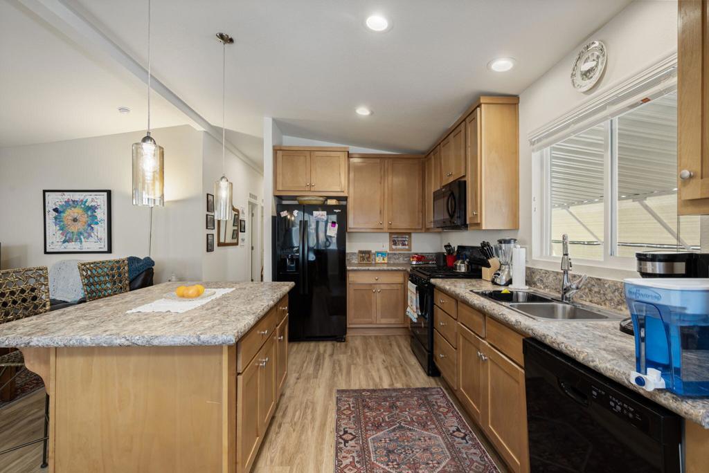 Royal Palms - Manufactured In Park