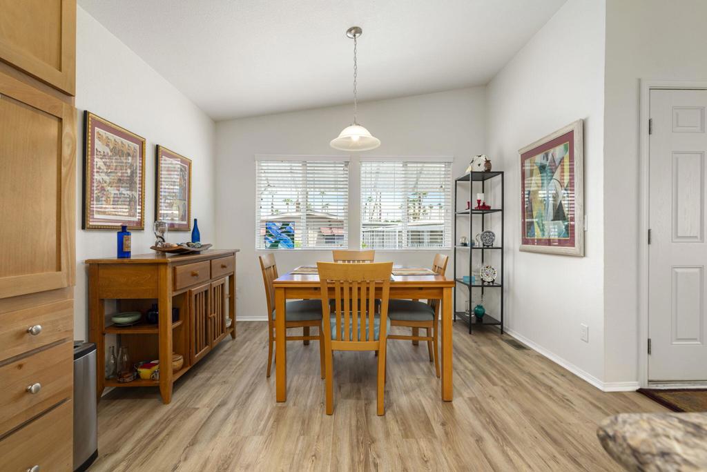 Royal Palms - Manufactured In Park