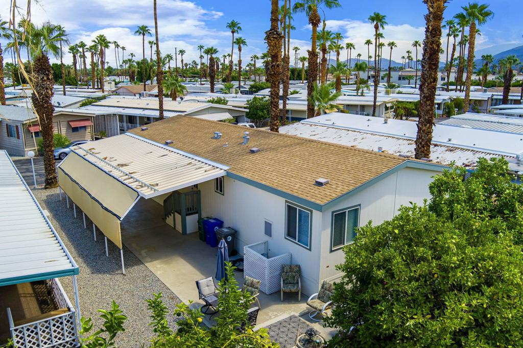 Royal Palms - Manufactured In Park