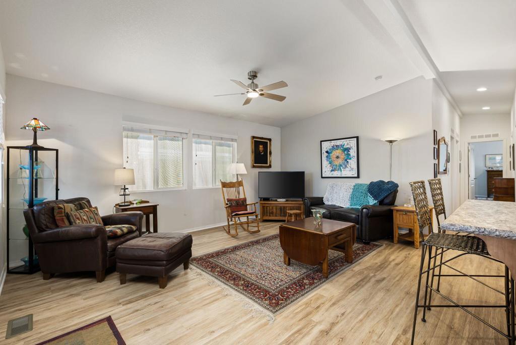 Royal Palms - Manufactured In Park