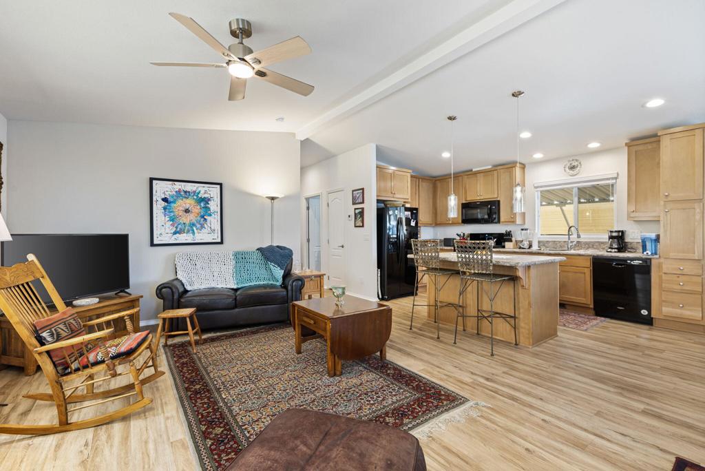 Royal Palms - Manufactured In Park