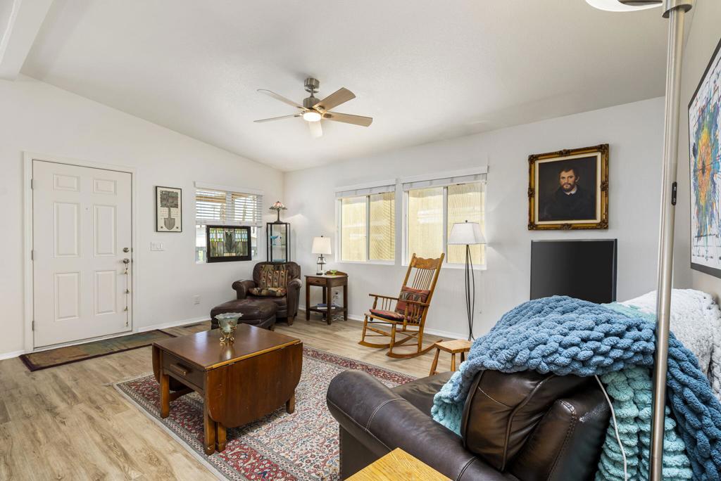 Royal Palms - Manufactured In Park