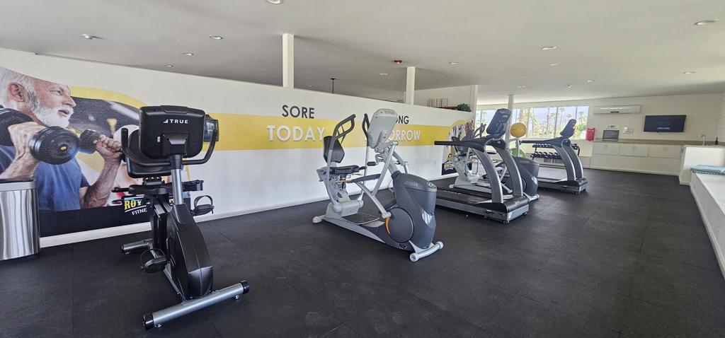 Royal Palms - Manufactured In Park