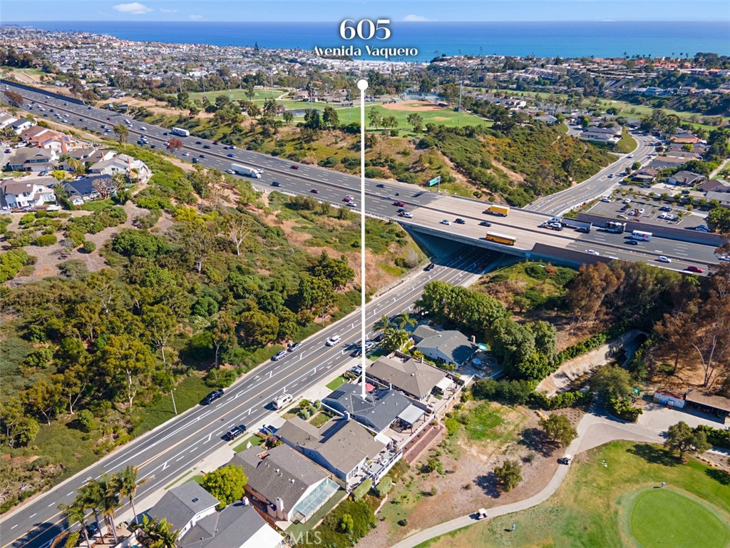 605 Avenida Vaquero