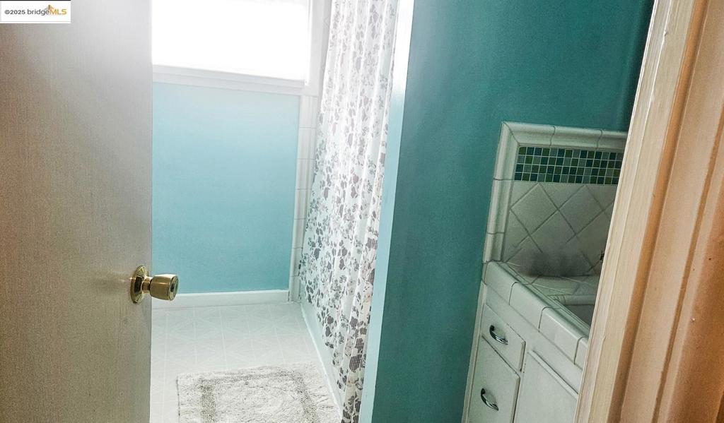 PITTSBURG - Residential Lease