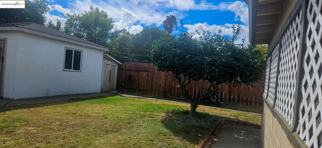 PITTSBURG - Residential Lease