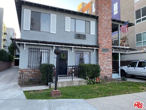 Photo of 5045 Fair Avenue #2, North Hollywood, CA 91601 (MLS # 26657285)