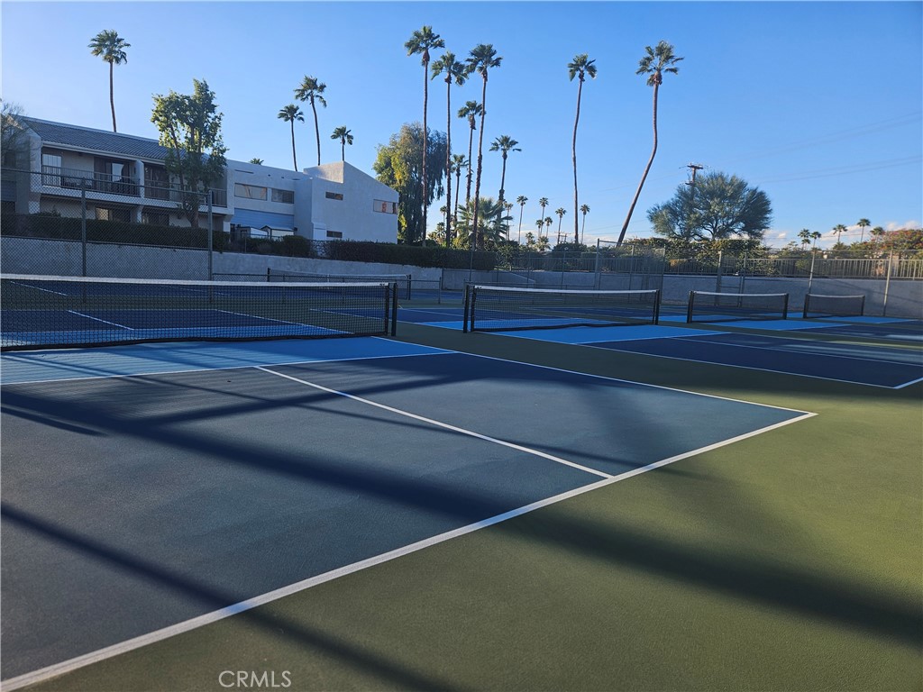 The Palms - Residential