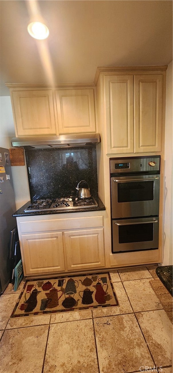 2243 Casitas