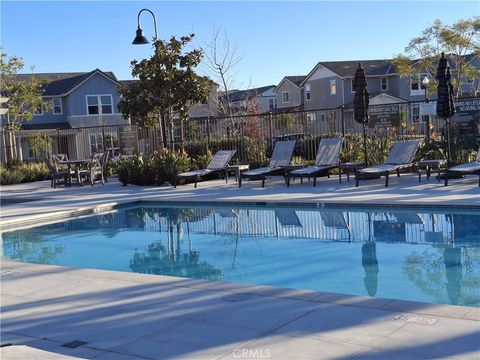 Tiny photo for 10776 Telegraph Road, Ventura, CA 93004 (MLS # SR26000094)