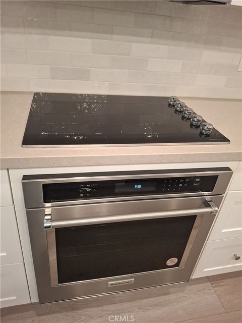 Tiny photo for 10776 Telegraph Road, Ventura, CA 93004 (MLS # SR26000094)