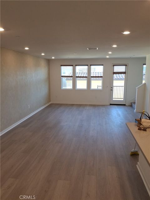 Tiny photo for 10776 Telegraph Road, Ventura, CA 93004 (MLS # SR26000094)