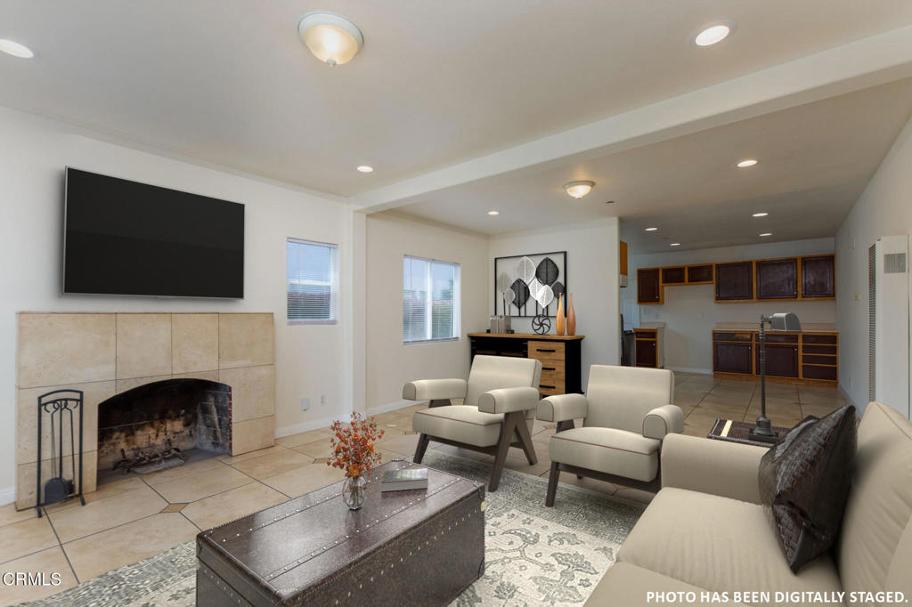 303 Anacapa Street