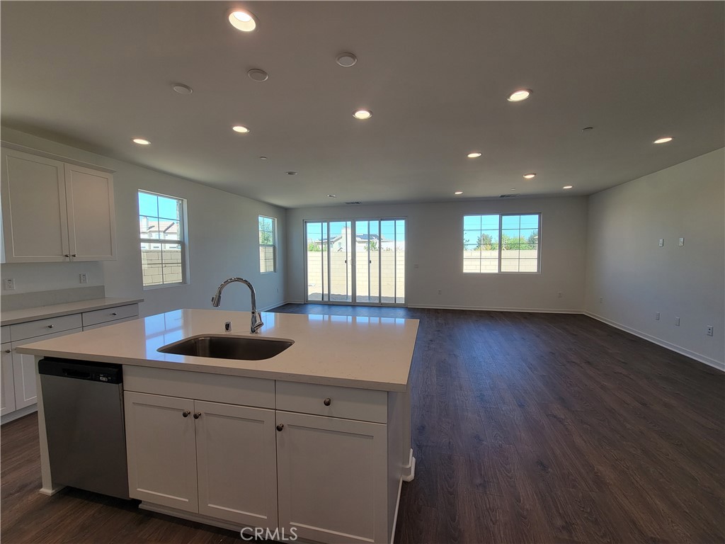 14148 Hartford Street