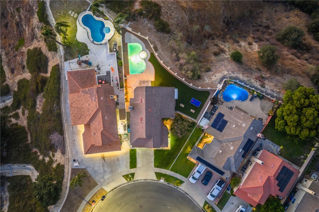 747 Highland View Drive