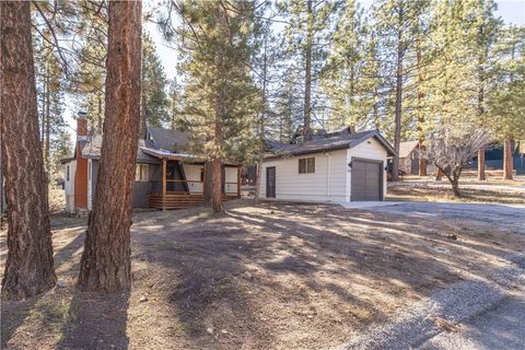 Photo of 1120 W Sugarpine Road, Big Bear City, CA 92314 (MLS # IG26002672)