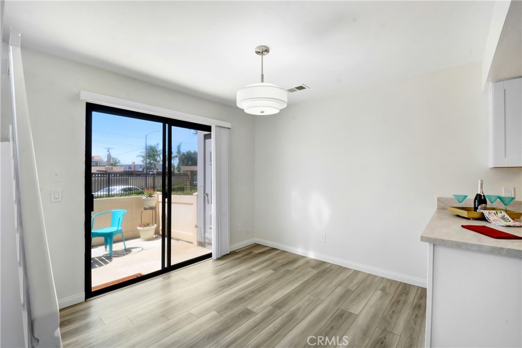 863 W 34th Street A