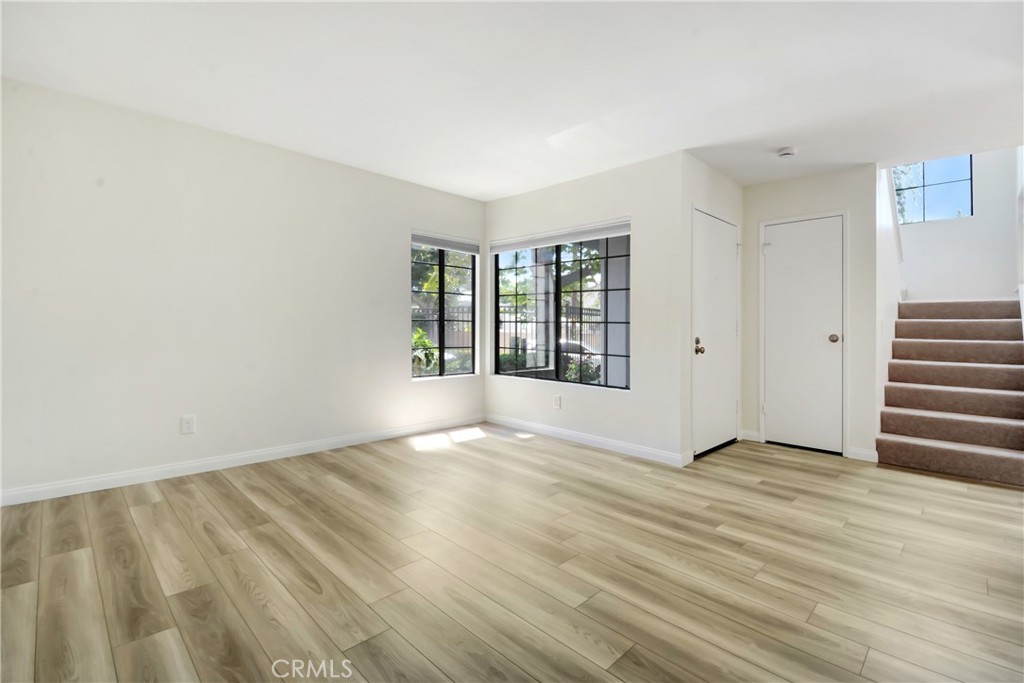 863 W 34th Street A