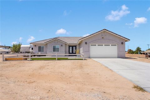 Photo of 8522 H Avenue, Hesperia, CA 92345 (MLS # HD25198828)