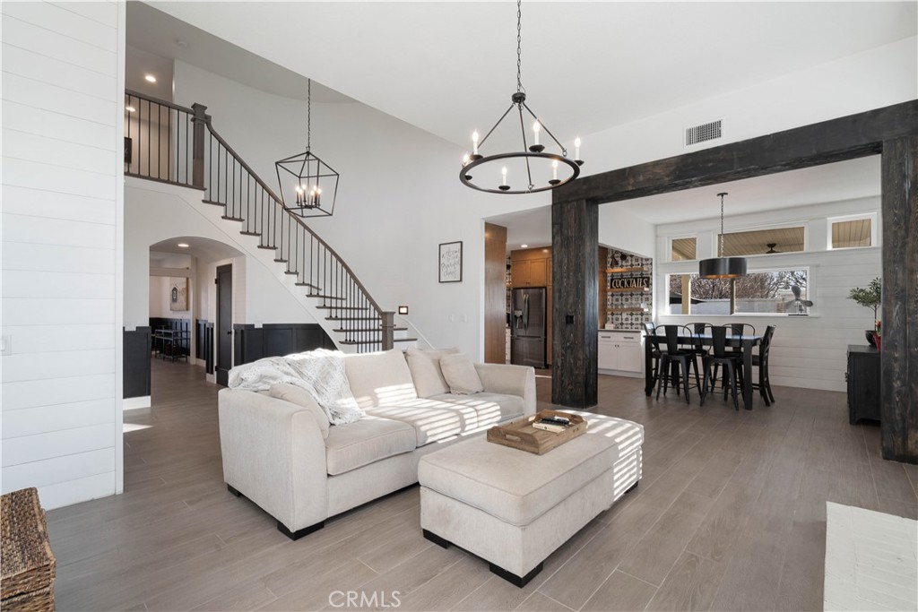 14201 Ross Court