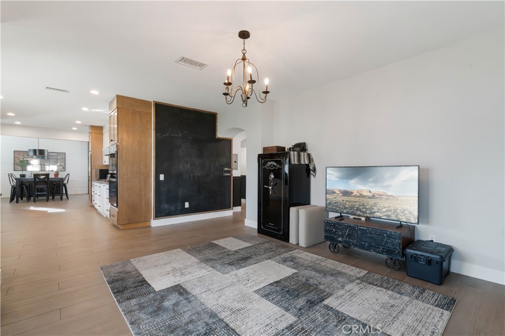 14201 Ross Court