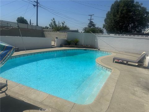 114 S Acacia Avenue Rialto CA 92376